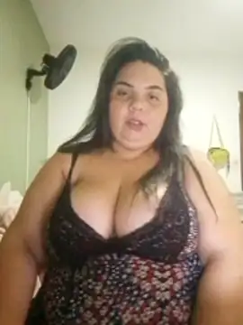 Snapshot of Katherine25 chatting on January 11, 2026, 11:32 pm Katherine25 online show from January 11, 2026, 11:32 pm