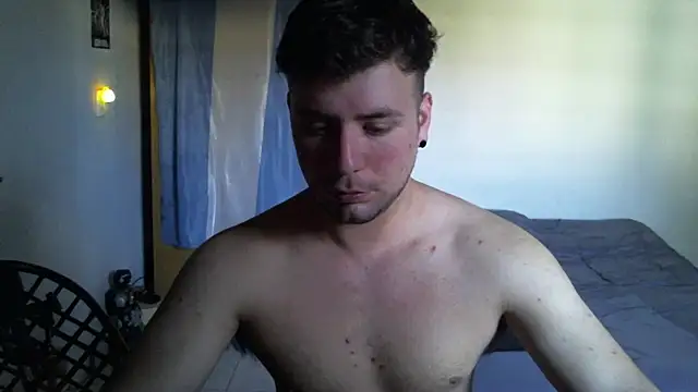 Snapshot of ferrari1996 chatting on September 10, 2025, 7:36 pm ferrari1996 online show from September 10, 2025, 7:36 pm