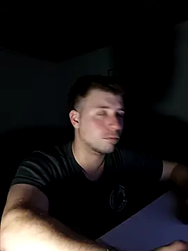 Snapshot of ferrari1996 chatting on September 15, 2025, 4:01 am ferrari1996 online show from September 15, 2025, 4:01 am