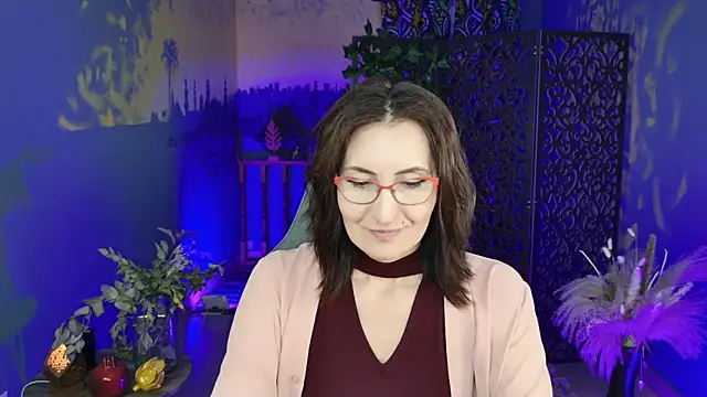 Snapshot of UnaTerra chatting on September 18, 2025, 9:11 am UnaTerra online show from September 18, 2025, 9:11 am