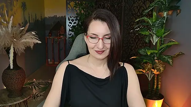 Snapshot of UnaTerra chatting on January 17, 2026, 9:36 am UnaTerra online show from January 17, 2026, 9:36 am