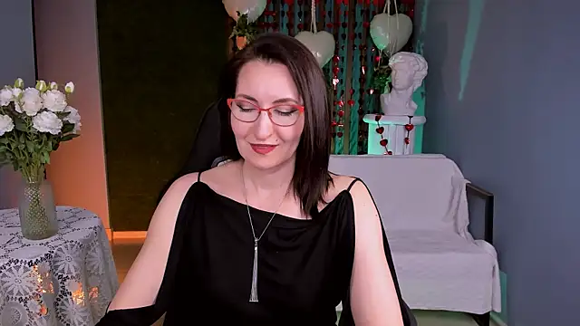 Snapshot of UnaTerra chatting on February 20, 2026, 9:21 am UnaTerra online show from February 20, 2026, 9:21 am