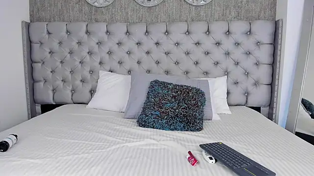 Snapshot of NahomyAngel chatting on October 20, 2025, 2:28 pm NahomyAngel online show from October 20, 2025, 2:28 pm