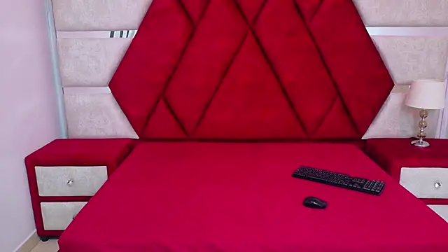 Snapshot of Kity_spiderr chatting on October 20, 2025, 1:33 pm Kity spiderr online show from October 20, 2025, 1:33 pm