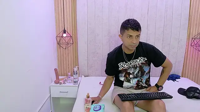 Snapshot of Kity_spiderr chatting on November 5, 2025, 12:27 pm Kity spiderr online show from November 5, 2025, 12:27 pm