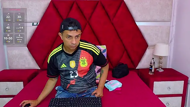 Snapshot of Kity_spiderr chatting on November 17, 2025, 12:11 pm Kity spiderr online show from November 17, 2025, 12:11 pm