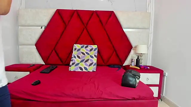 Snapshot of Kity_spiderr chatting on February 19, 2026, 12:34 pm Kity spiderr online show from February 19, 2026, 12:34 pm