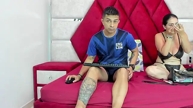 Snapshot of Kity_spiderr chatting on February 25, 2026, 12:37 pm Kity spiderr online show from February 25, 2026, 12:37 pm