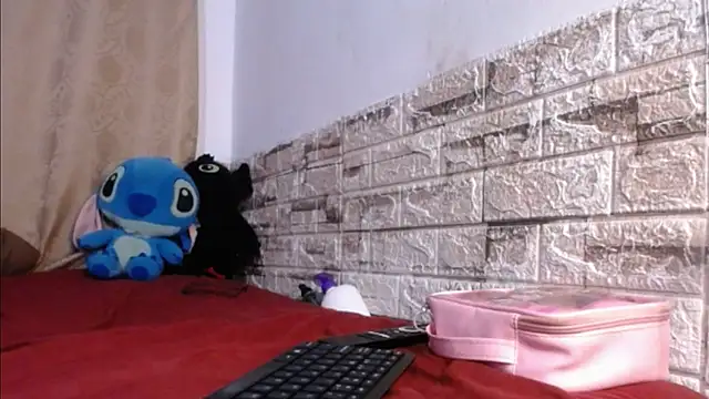 Snapshot of Bicky_24 chatting on May 20, 2026, 8:09 am Bicky 24 online show from May 20, 2026, 8:09 am