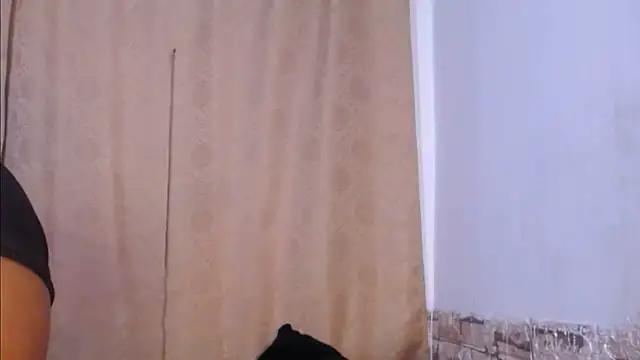 Snapshot of Bicky_24 chatting on June 5, 2026, 10:37 pm Bicky 24 online show from June 5, 2026, 10:37 pm