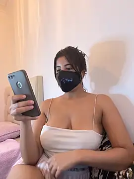 Snapshot of al_anoud chatting on October 2, 2025, 3:41 pm al anoud online show from October 2, 2025, 3:41 pm