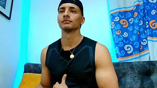 Snapshot of Smith_Fitness chatting on June 14, 2026, 2:41 pm Smith Fitness online show from June 14, 2026, 2:41 pm