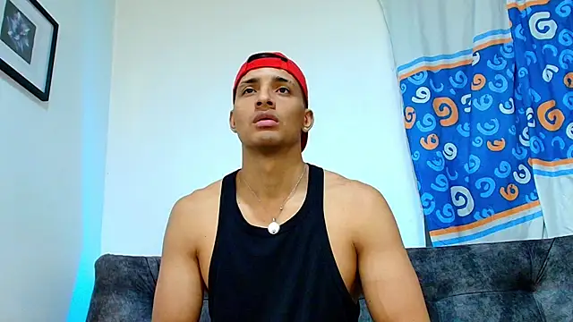 Snapshot of Smith_Fitness chatting on June 24, 2026, 1:32 pm Smith Fitness online show from June 24, 2026, 1:32 pm