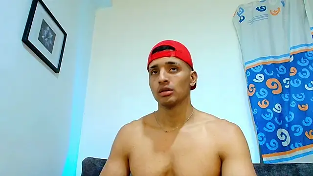 Snapshot of Smith_Fitness chatting on July 5, 2026, 8:16 pm Smith Fitness online show from July 5, 2026, 8:16 pm