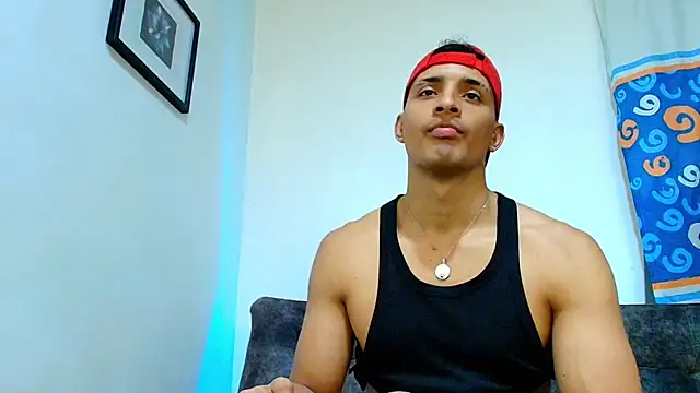 Snapshot of Smith_Fitness chatting on July 6, 2026, 9:17 pm Smith Fitness online show from July 6, 2026, 9:17 pm