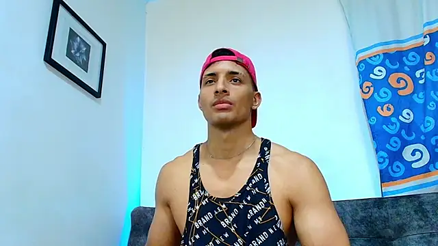 Snapshot of Smith_Fitness chatting on July 19, 2026, 7:28 pm Smith Fitness online show from July 19, 2026, 7:28 pm