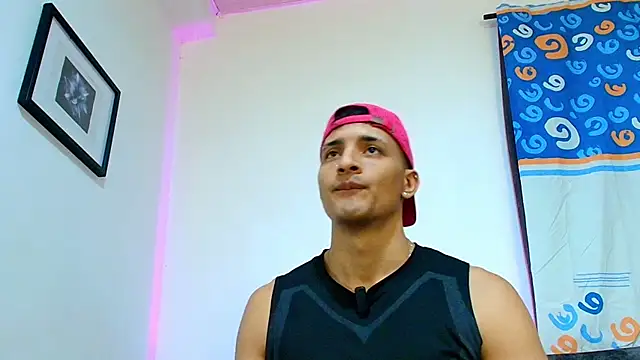 Snapshot of Smith_Fitness chatting on July 28, 2026, 2:13 pm Smith Fitness online show from July 28, 2026, 2:13 pm