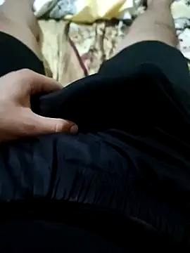 anis3g4 online show from September 21, 2025, 2:40 pm