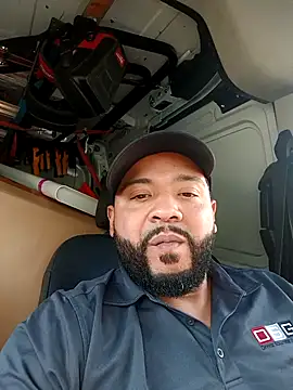 Snapshot of tripping385 chatting on September 12, 2025, 4:51 pm tripping385 online show from September 12, 2025, 4:51 pm