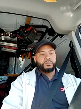 Snapshot of tripping385 chatting on September 20, 2025, 5:03 pm tripping385 online show from September 20, 2025, 5:03 pm