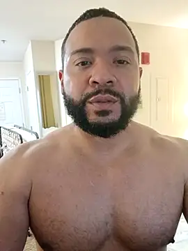 Snapshot of tripping385 chatting on October 8, 2025, 10:18 pm tripping385 online show from October 8, 2025, 10:18 pm