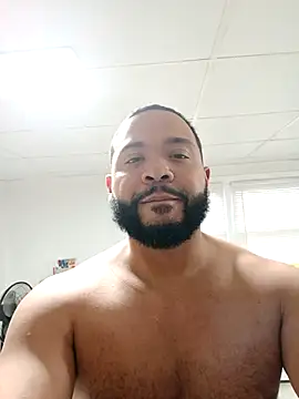 Snapshot of tripping385 chatting on October 30, 2025, 7:03 pm tripping385 online show from October 30, 2025, 7:03 pm