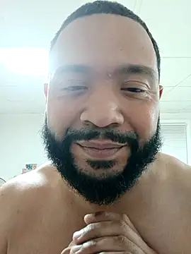 Snapshot of tripping385 chatting on November 8, 2025, 6:13 am tripping385 online show from November 8, 2025, 6:13 am