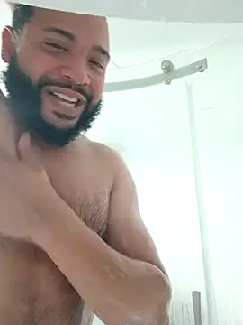 Snapshot of tripping385 chatting on December 14, 2025, 3:23 am tripping385 online show from December 14, 2025, 3:23 am