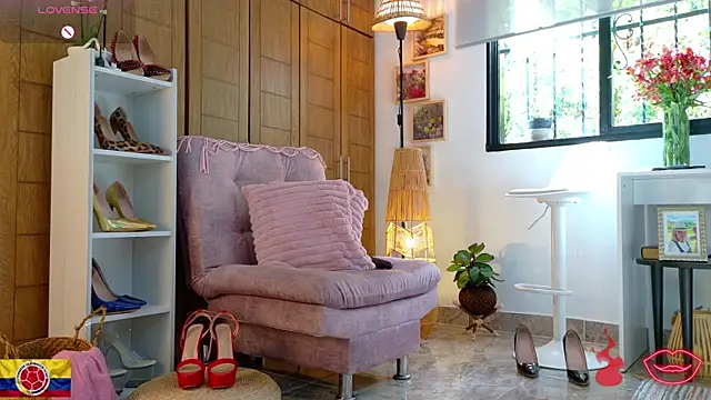 Snapshot of mrs_edha chatting on July 1, 2026, 1:45 pm mrs edha online show from July 1, 2026, 1:45 pm