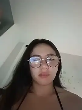 Snapshot of Bella_Sumers chatting on June 7, 2026, 3:49 pm Bella Sumers online show from June 7, 2026, 3:49 pm