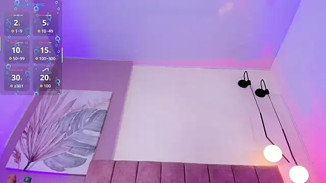 Snapshot of VelvetQueen_ chatting on November 12, 2025, 11:43 am VelvetQueen online show from November 12, 2025, 11:43 am