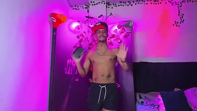 Snapshot of Owen_Benkosky chatting on November 21, 2025, 3:27 am Owen Benkosky online show from November 21, 2025, 3:27 am