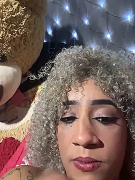 Snapshot of Dark_chanel chatting on September 17, 2025, 7:43 am Dark chanel online show from September 17, 2025, 7:43 am