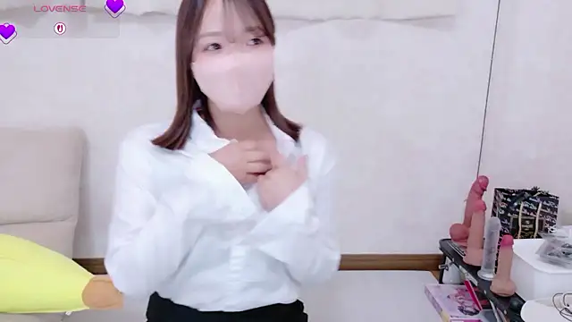 Mayu o19o online show from February 25, 2026, 12:09 am