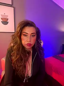 Samantha Milf   online show from September 25, 2025, 7:50 pm