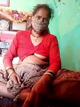 Snapshot of CUTE-004 chatting on October 15, 2025, 7:19 am CUTE-004 online show from October 15, 2025, 7:19 am