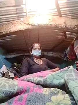 Snapshot of CUTE-004 chatting on February 16, 2026, 4:58 pm CUTE-004 online show from February 16, 2026, 4:58 pm