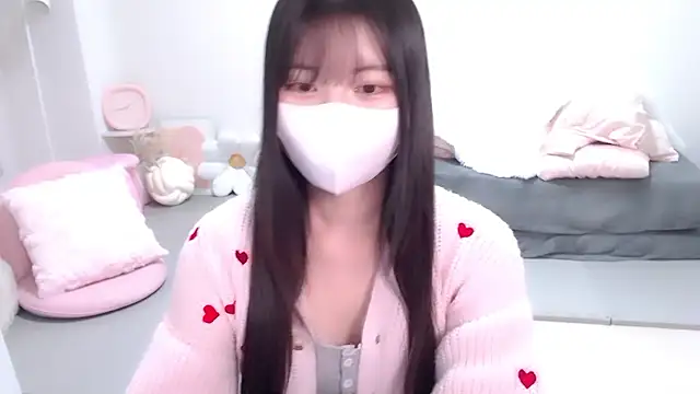 Snapshot of moka-neko chatting on November 16, 2025, 5:18 pm moka-neko online show from November 16, 2025, 5:18 pm