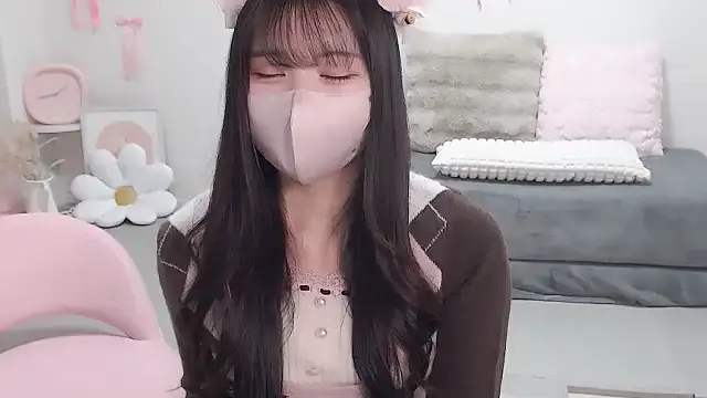 moka-neko online show from January 19, 2026, 1:37 pm