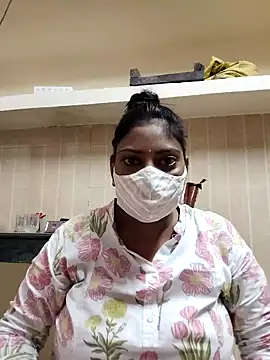 Snapshot of Kajal-baby07 chatting on September 18, 2025, 8:49 am Kajal-baby07 online show from September 18, 2025, 8:49 am