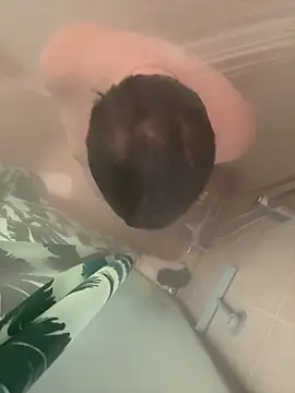 Snapshot of Badking9377 chatting on January 5, 2026, 10:46 pm Badking9377 online show from January 5, 2026, 10:46 pm