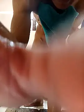 Snapshot of average_price chatting on November 13, 2025, 4:33 am average price online show from November 13, 2025, 4:33 am