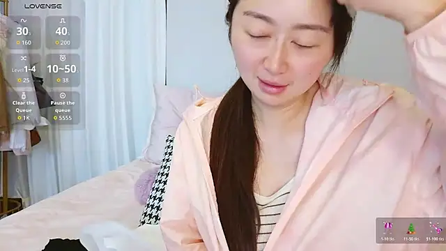 Snapshot of Diva_VVN chatting on June 12, 2026, 11:57 pm Diva VVN online show from June 12, 2026, 11:57 pm