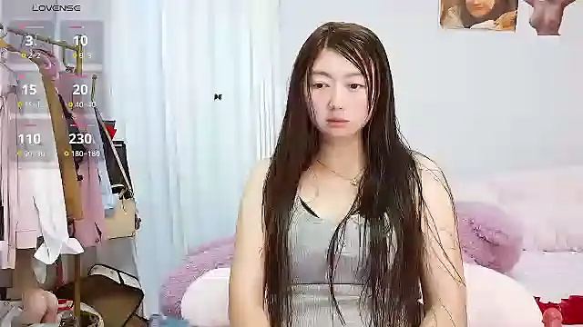 Snapshot of Diva_VVN chatting on July 29, 2026, 12:20 am Diva VVN online show from July 29, 2026, 12:20 am