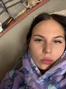 Snapshot of ksenia123 chatting on October 3, 2025, 6:32 am ksenia123 online show from October 3, 2025, 6:32 am