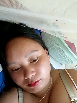 -Kitty-92 online show from September 9, 2025, 10:42 pm