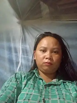 -Kitty-92 online show from September 18, 2025, 10:45 pm