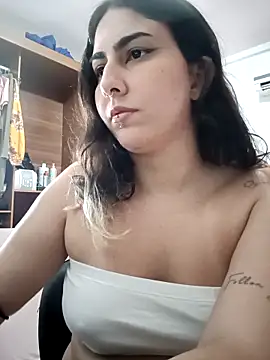 Snapshot of ApenasLys chatting on November 5, 2025, 1:16 am ApenasLys online show from November 5, 2025, 1:16 am