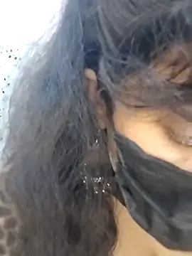 aliyaa9900 online show from September 29, 2025, 7:08 pm