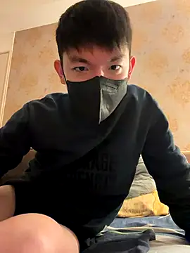 Snapshot of kaikai1335 chatting on December 14, 2025, 8:20 am kaikai1335 online show from December 14, 2025, 8:20 am